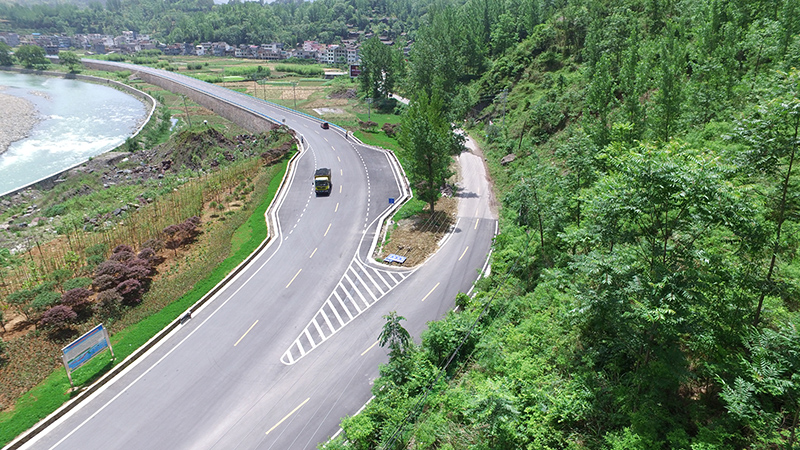 銅仁松桃304孟溪至新民公路